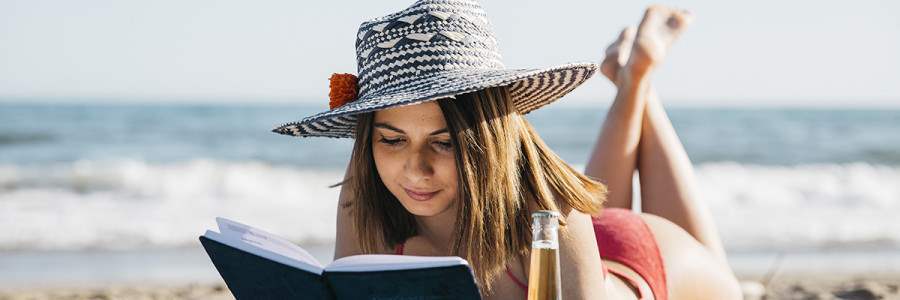 Estate sotto l'ombrellone: 5 libri da leggere tutti d'un fiato