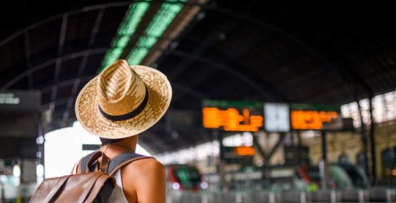 TRAVEL AND HOLIDAYS IN ENGLISH SPEAKING COUNTRIES 09.00 - 16.00